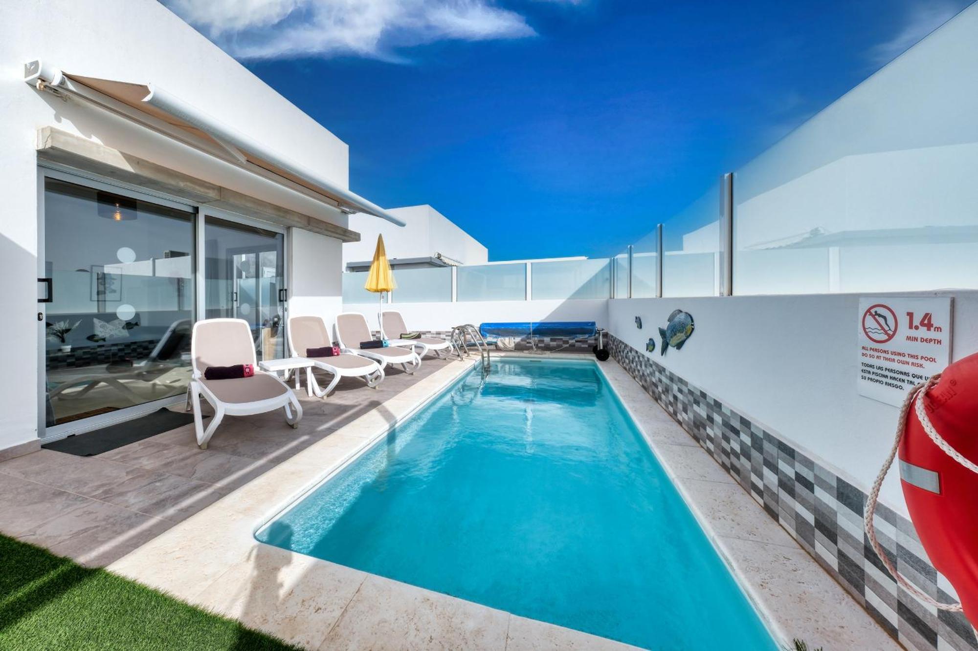 פלאיה בלנקה Villa Cassia-Private Pool Aircon, Sat Tv By Lanzarote Vacation Homes מראה חיצוני תמונה